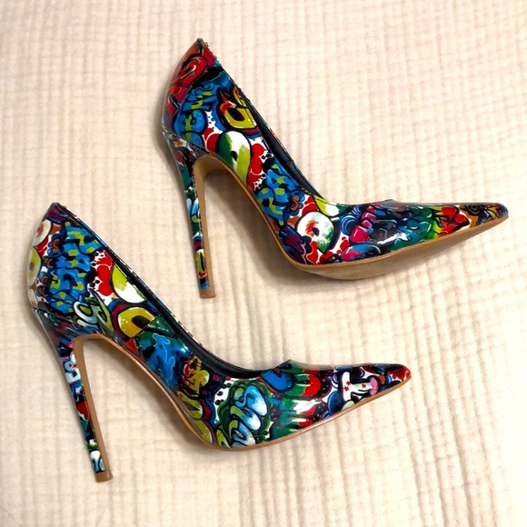 Shoe Republic LA Patent Graffiti Stilettos - Picture 3 of 15
